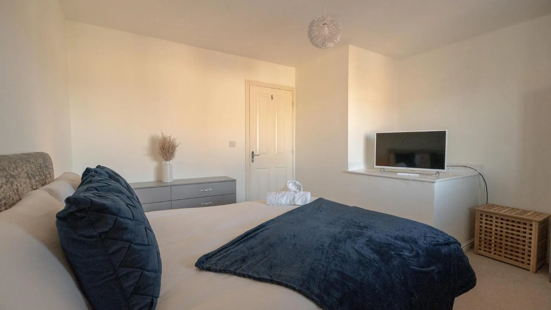 Pottery Wharf By Horizon Stays Thornaby on Tees