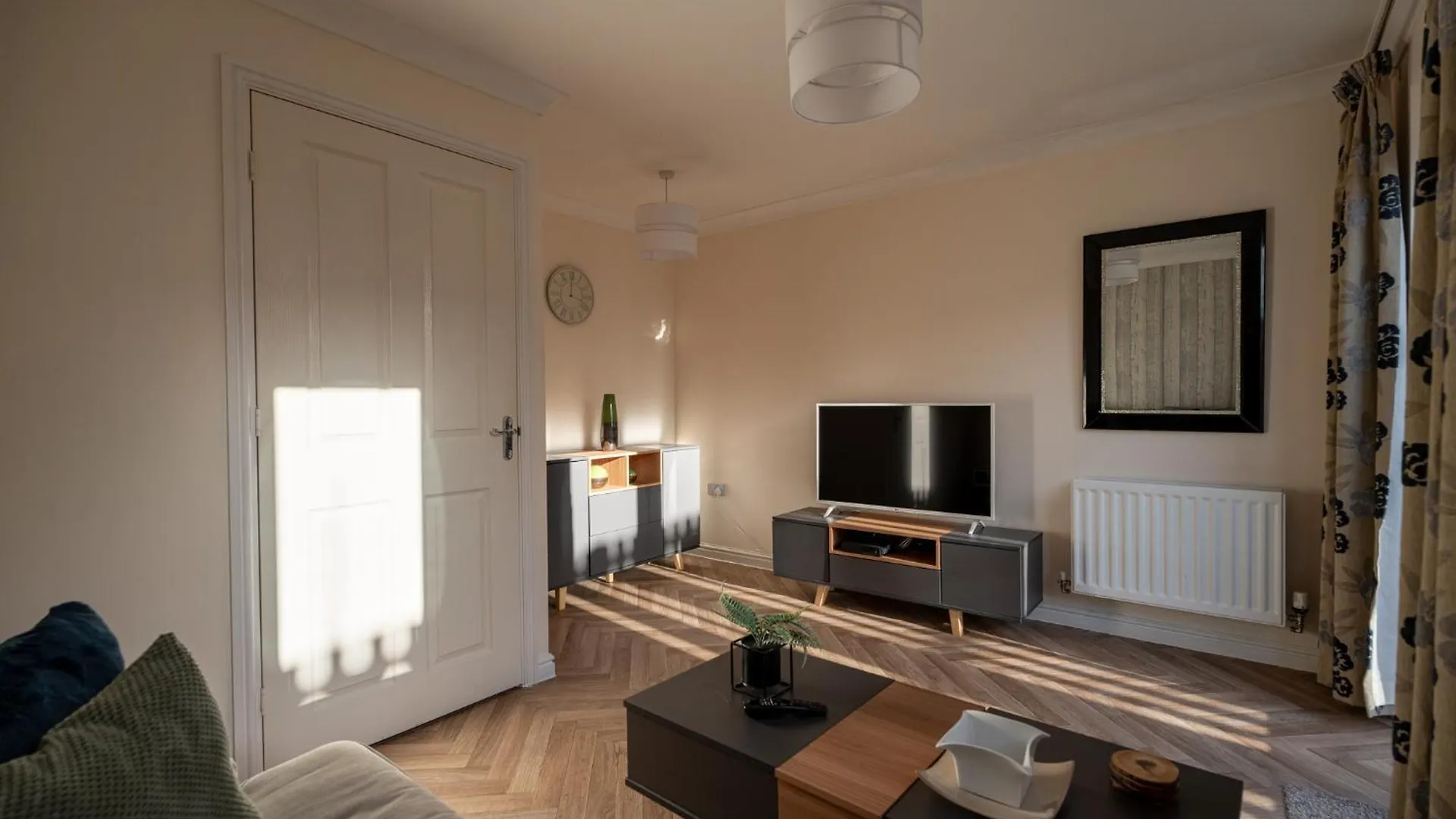 Pottery Wharf By Horizon Stays Thornaby on Tees